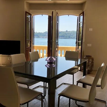 Casa Elisabetta, Affacciata Sul Golfo