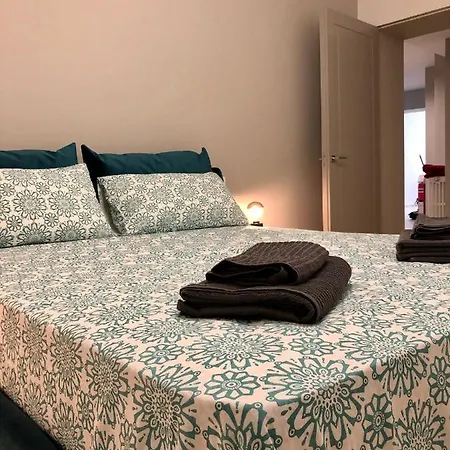 Daire Casa Elisabetta, Affacciata Sul Golfo Salò