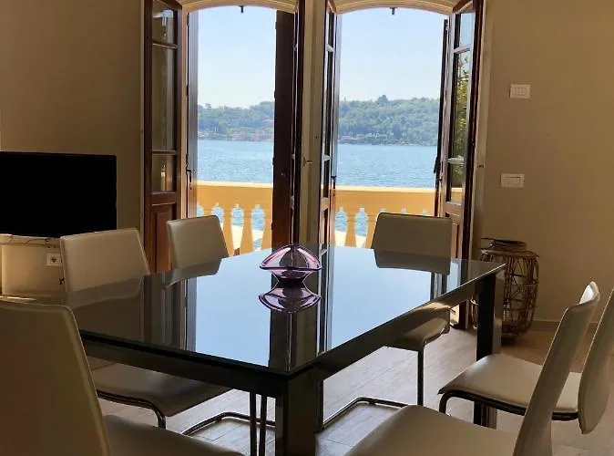 Casa Elisabetta, Affacciata Sul Golfo