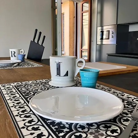 Casa Elisabetta, Affacciata Sul Golfo アパート サロ